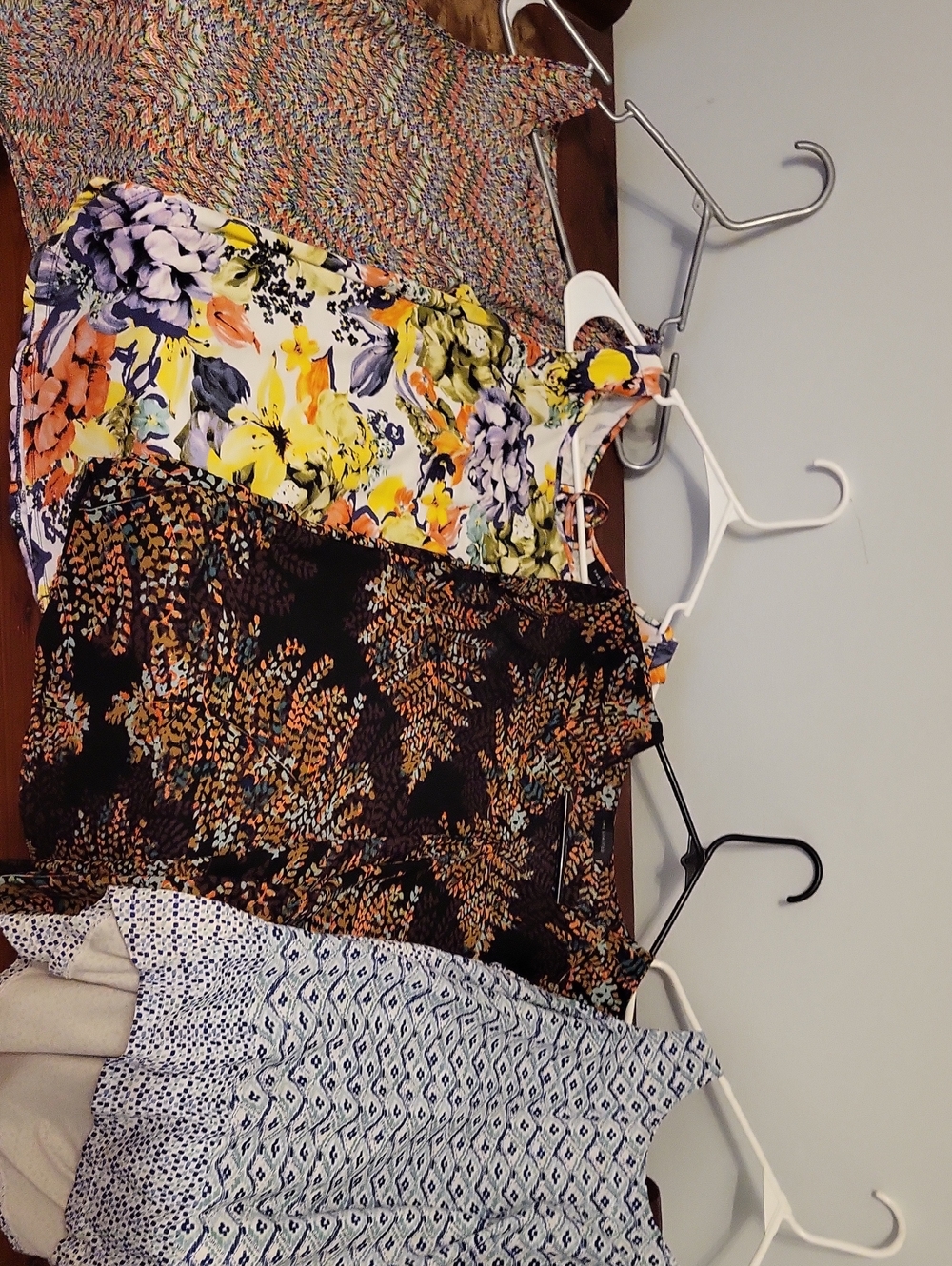 4! The Limited Size Small Tops